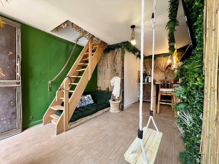 Nuit Dans La Jungle - Love Room Souppes-sur-Loing Buitenkant foto